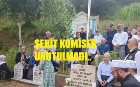 Şehit Komiser Ahmet Çamur, Trabzon’daki Kabri Başında Anıldı