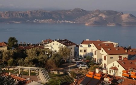 Türkler Akın Akın Komşuya Yerleşiyor: Yunanistan, 'Altın Vize' ile Yeni Cazibe Merkezi Oldu