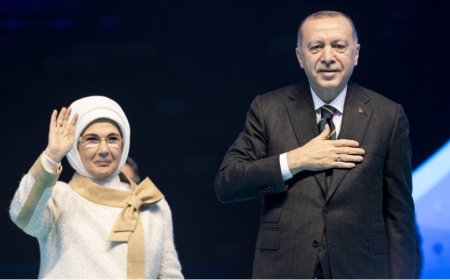 2017 Dosyası Açılırsa: Siyasetin Kuralları mı Yazılır, Yoksa Kartlar Yeniden mi Karılır?