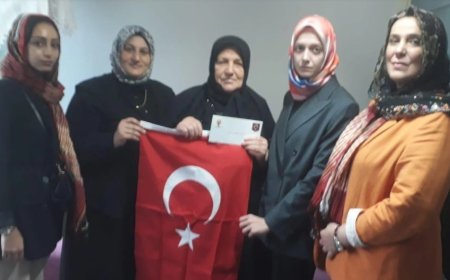Taştepe’de Vefa Nöbeti: Şehit Ayhan Karabela Kabri Başında Dualarla Yâd Edildi