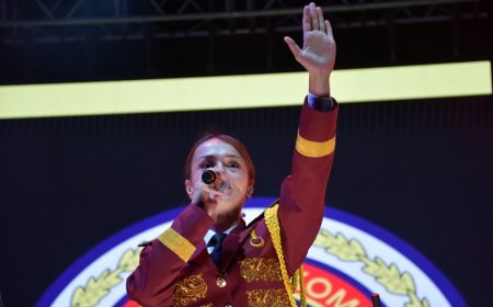 Jandarma Bandosu’ndan Söğüt’te coşkulu konser: Yörük Şenlikleri’ne 30 bin kişi eşlik etti