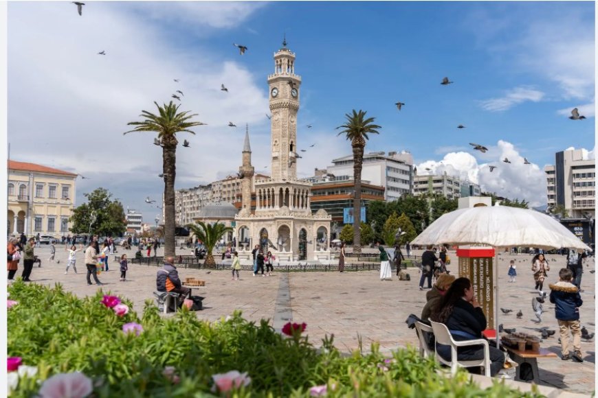İzmir’de Sivil Toplum Gücü: Şehrin Önde Gelen STK’ları 2020-2025 Raporu