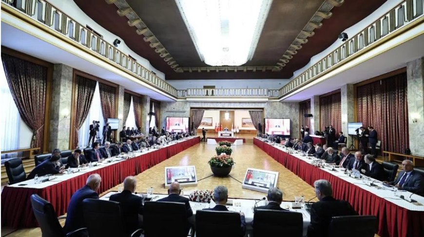 TBMM’de Süreç Komisyonu’nun 10. toplantısı:  Haklar, vatandaşlık temelinde verilir vurgusu