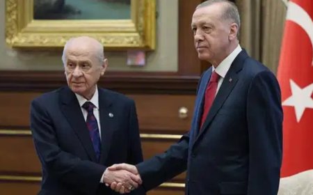 Erdoğan’ın Kıbrıs Türkünün iradesine saygılıyız sözleri Bahçeli çıkışıyla ayrıştı: KKTC’ye yan bakmayız