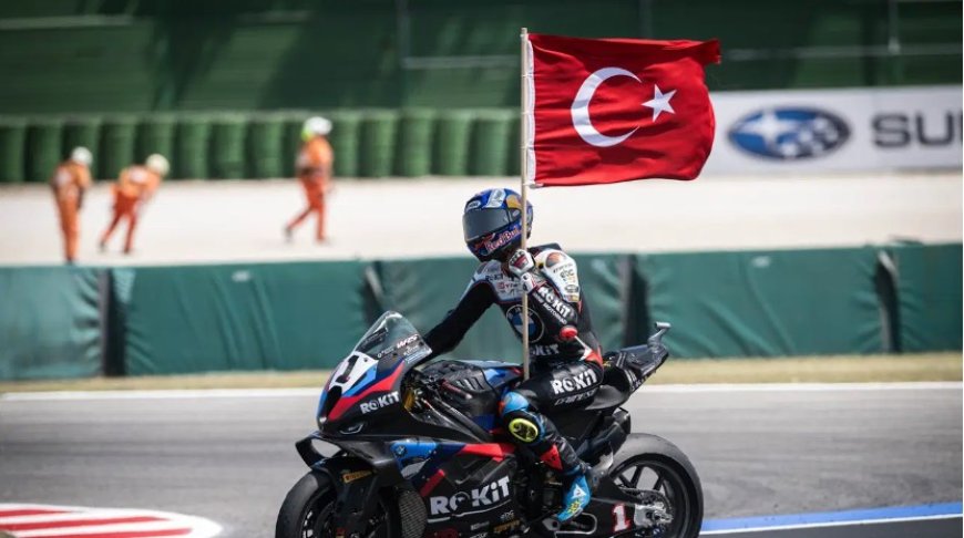 El Turco Durdurulamıyor: Toprak Razgatlıoğlu Superbike’ta Üst Üste İkinci Kez Dünya Şampiyonu!