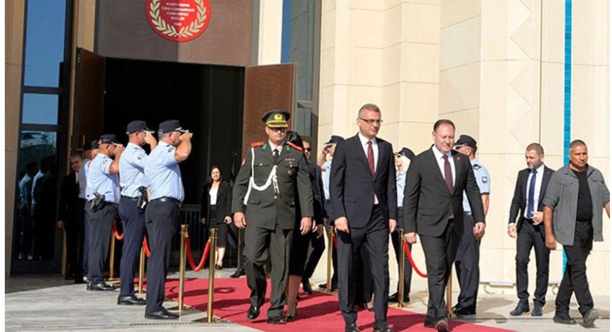 Erhürman'dan İlk İcraat: KKTC Cumhurbaşkanlığı Sarayı Halka Açıldı