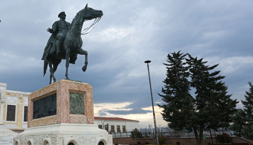 Atatürk, salt askerî değil siyasî dehaydı: “Cumhuriyet stratejisi” nasıl kuruldu?