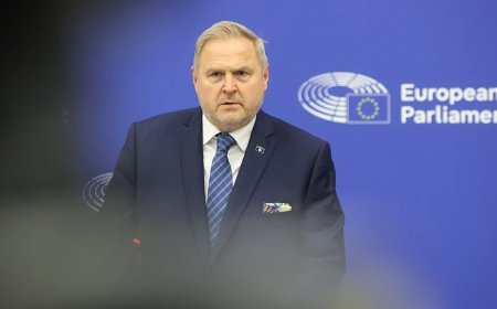 AP üyesi Terras: Amerikalılar Putin'in her dediğine inanıyor