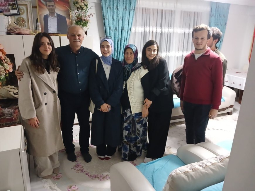 Gümüşhane Üniversitesi öğrencileri Şehit Necmettin Yılmaz’ın ailesini ziyaret etti