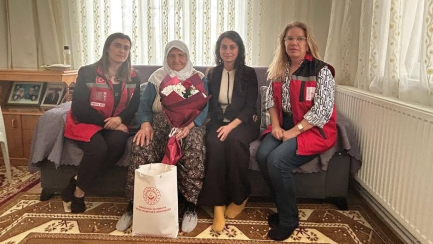 Öğretmenler Günü'nde Şehit Bayram Yeşil'in annesine anlamlı ziyaret