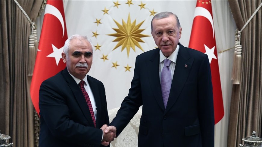 Hukuk Görünümlü Operasyon: Yargı, İktidar ile Halkın Arasını mı Açıyor?