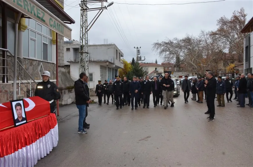 Polis memuru İbrahim Gürel Uluköy’de son yolculuğuna uğurlandı