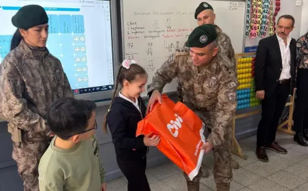 Aydın’da özel harekattan şehit kızına sürpriz doğum günü