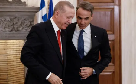 Yunanistan: Ege'de karasularımızı 12 mile genişleteceğiz