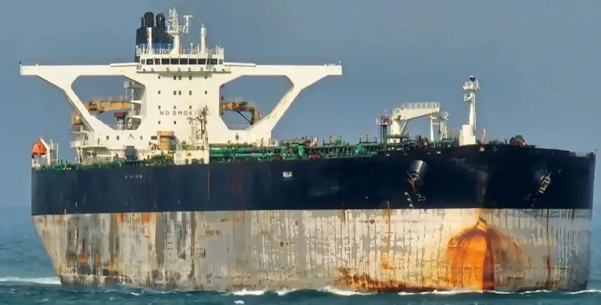 ABD ordusu Kuzey Atlantik'te Rus petrol tankerine el koydu