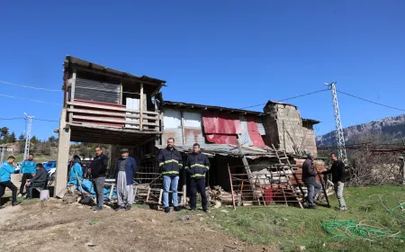 Şehit polis Mustafa Akgül'ün ailesine yeni ev teslim edildi