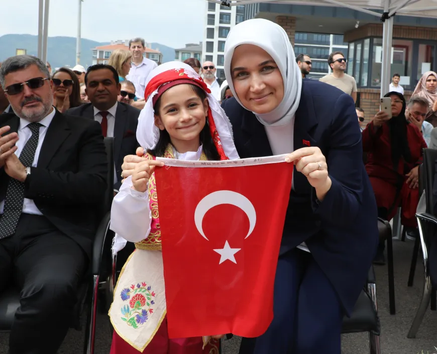 Şubat Tutulması'ndan Kabineye: Kübra Güran Yiğitbaşı Analizi