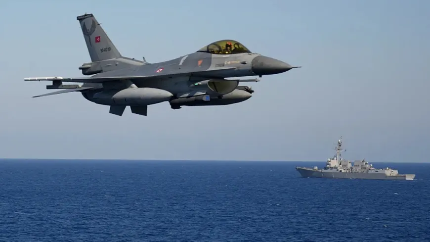 Türkiye'den Kuzey Kıbrıs'a F-16 ve hava savunma sevkiyatı
