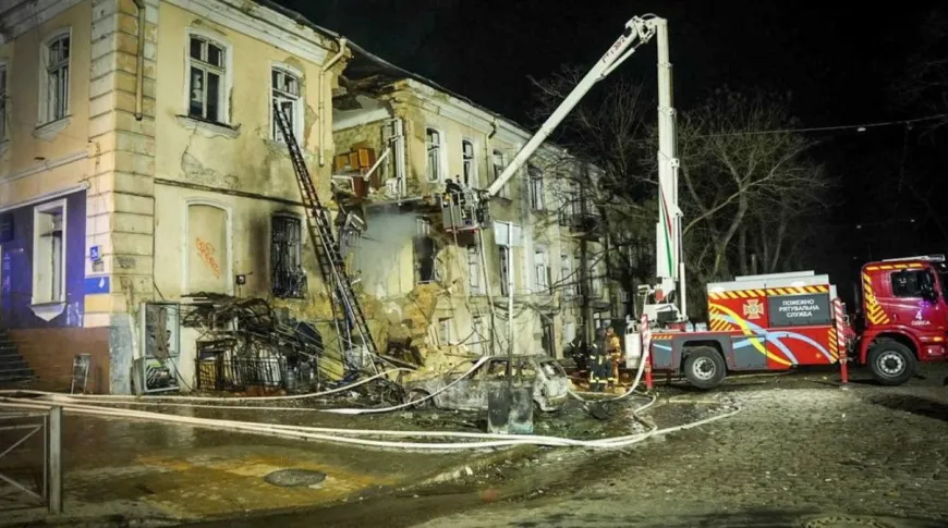 İran savaşı Ukrayna'yı vurdu: Barış çıkmazda, Rusya taarruzda
