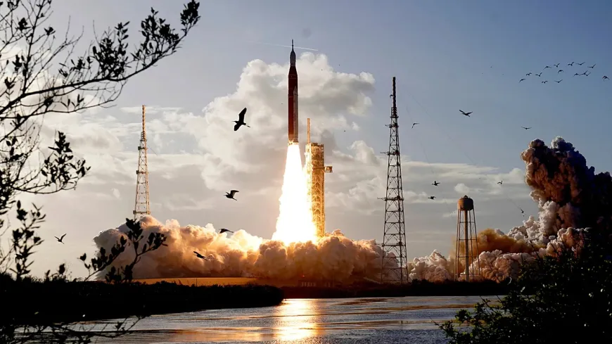 NASA'nın Artemis II Ay görevi tarihi fırlatmayla başladı