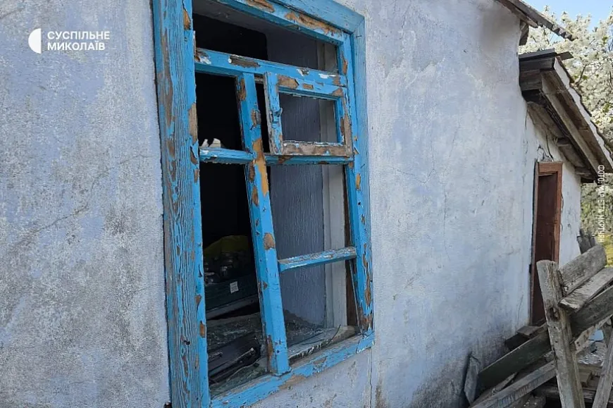 Russian drone swarm targets Mykolaiv triggering loud explosions
