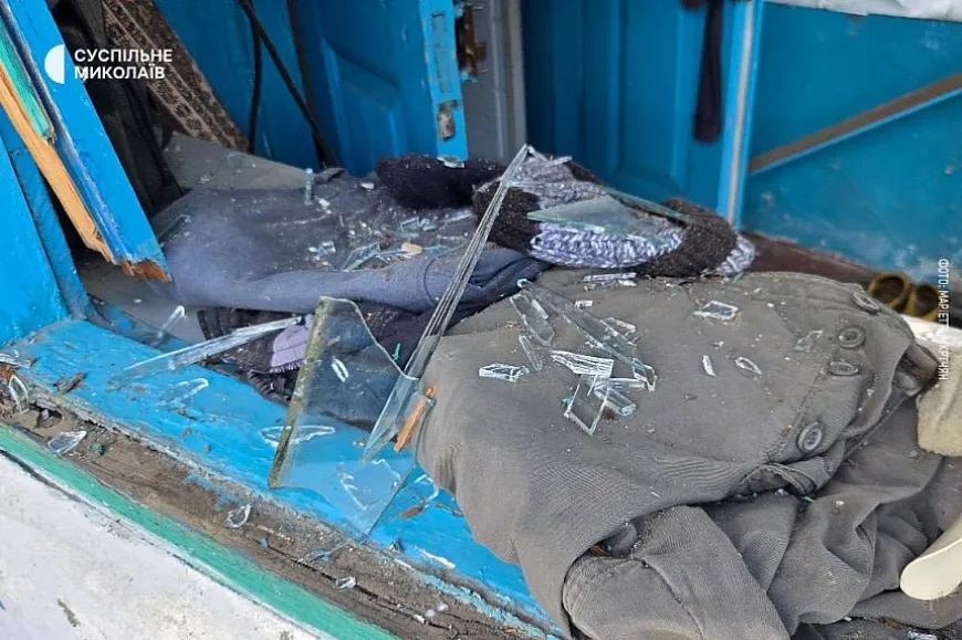 Russian drone swarm targets Mykolaiv triggering loud explosions