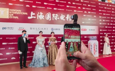 HONOR Robot Phone Şanghay Film Festivali’nde sinema sahnesine çıktı