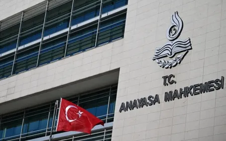 AYM’den ByLock kararı: Somut delil şartı FETÖ davalarını tartıştırdı