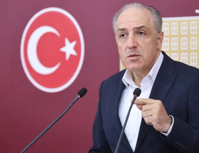 Yeneroğlu yargı teklifinin mahkeme kararlarını geciktireceğini savundu