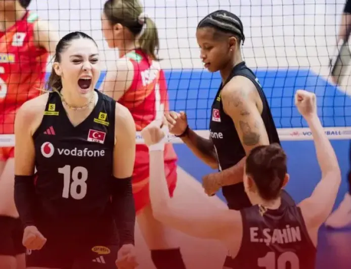 Türkiye Tayland’ı 3-1 yendi, VNL çeyrek finalinde Kanada ile eşleşti