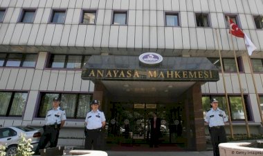 AYM'den "farklı görüşlere daha fazla tahammül" çağrısı