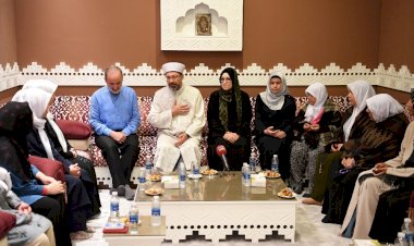 Şahit Aileleri Mekke'de