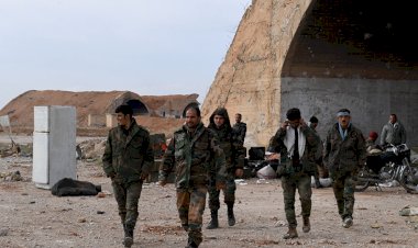 Suriye hükümet güçleri, İdlib’in güneyinde ilerliyor