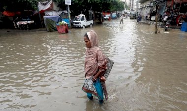 Pakistan'da şiddetli yağışlarda 24 kişi öldü