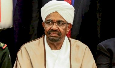 Ömer el Beşir kimdir?: Sudan'ın darbeyle gelip darbeyle giden 30 yıllık devlet başkanı
