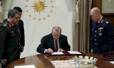 TSK'da  Generallerin Emekli Dilekçesi Tedirgin Etti