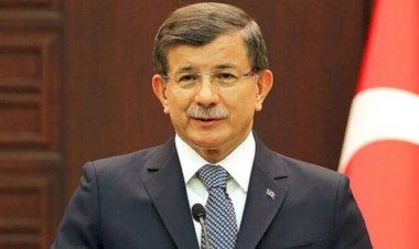 Davutoğlu AK Parti’den ihraç edilmek istenirken..