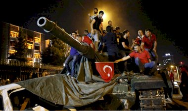Yeni Şafak: 15 Temmuz’dan daha büyük bir saldırı için ordular hazırlanıyor