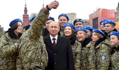 Putin 30'a yakın yüksek rütbeli subayı görevden aldı