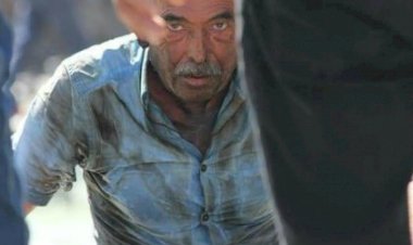 Ankara Kızılay Güvenpark'ta 45-50 yaşlarındaki bir kişi kendisini yaktı....