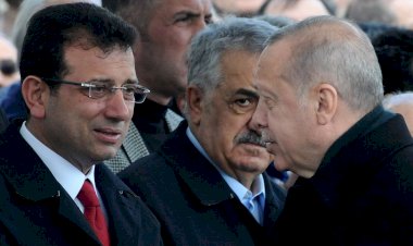 Kritik görüşmede İmamoğlu’nun sandalyesi kırıldı