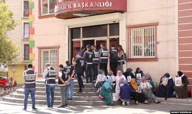 Demirtaş’tan HDP’de Eylem Yapan Ailelere Mesaj