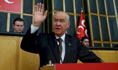 Devlet Bahçeli bombaladı