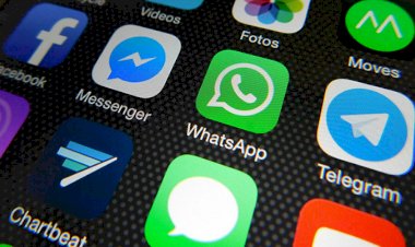 'Google ve Facebook her veriyi topluyor'