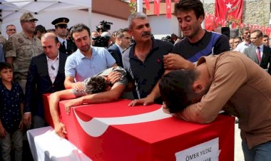 Sivil şehitler son yolculuklarına uğurlandı