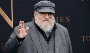 George R.R. Martin: Yüzüklerin Efendisi mükemmel değil, hikayede boşluklar var