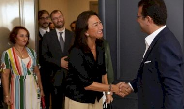 Ekrem İmamoğlu, sanatçıları ve gazileri ağırladı