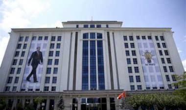 Ak Parti, yargı paketi taslak metnini MHP'ye sundu