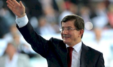Davutoğlu, Cumhurbaşkanlığı’na aday! İşte partisinin kuruluş tarihi