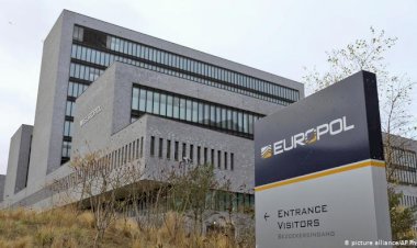 Europol'den aşırı sağcı şiddet uyarısı